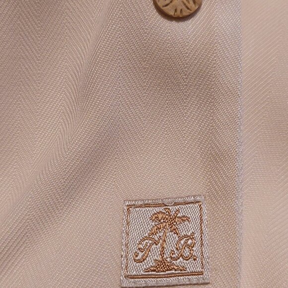 Vintage 90’s Tommy Bahama Cream 100% Silk S/S Camp Shirt w/Paradise Grand Prix - Picture 7 of 8